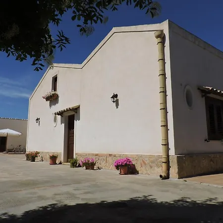 Al Baglio Guest house Torre Nubia